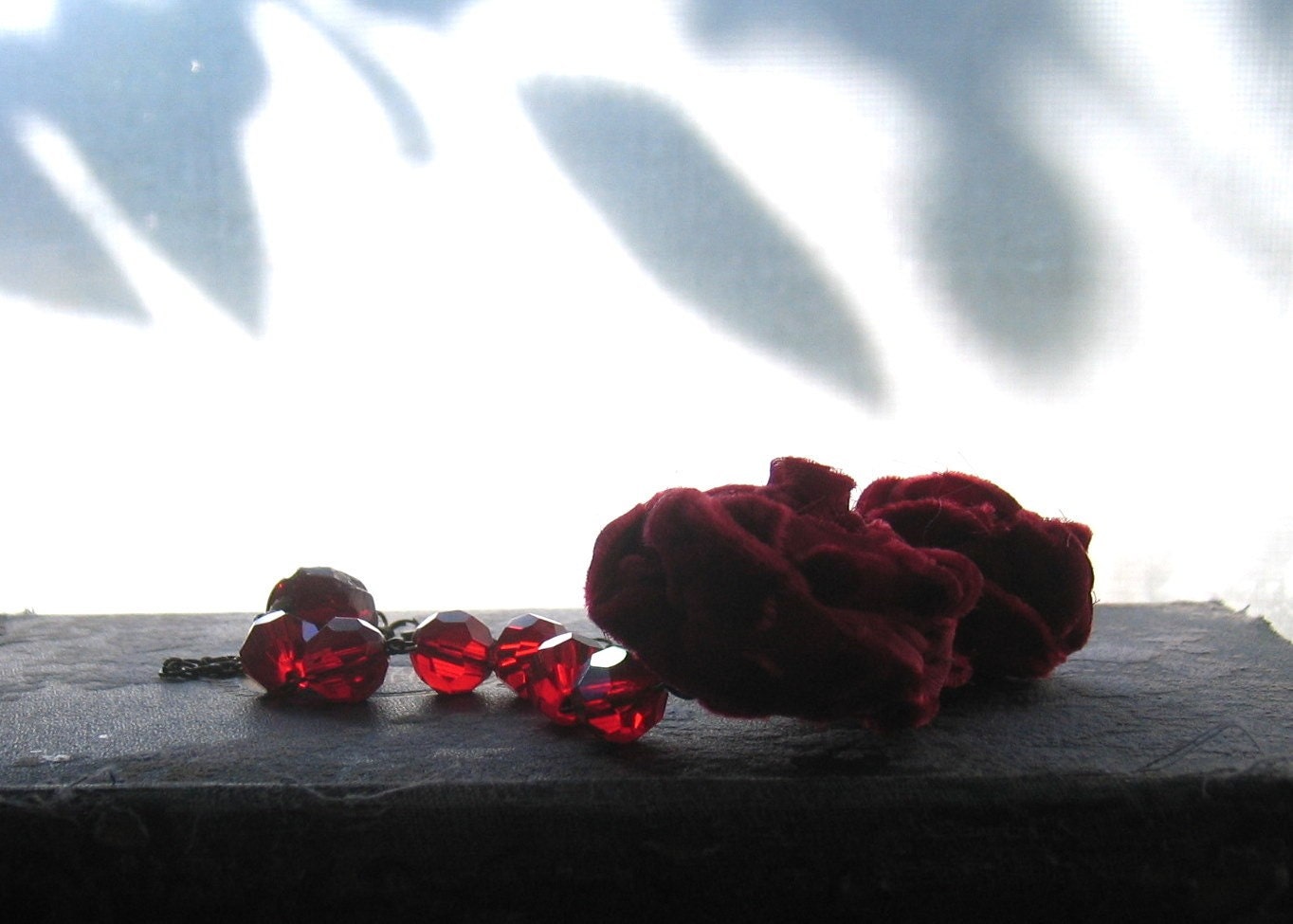 Shabby Fabric Roses Necklace Romance In Red
