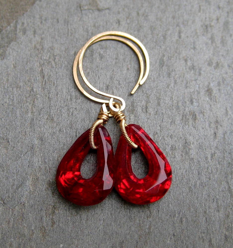 Vintage Ruby Red Faceted Glass Drop Earring