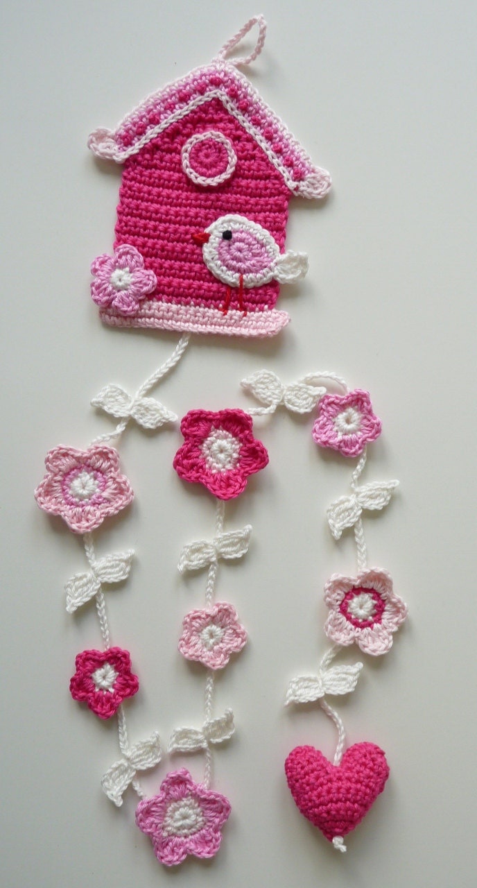 Pattern Birdhouse Wallhanger