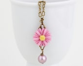 Pink Daisy Necklace - Flower Necklace - PInk Glass Pearl Bead - Brass Chain - Bridal Jewelry - Flowergirl Jewelry, Floral Accessories