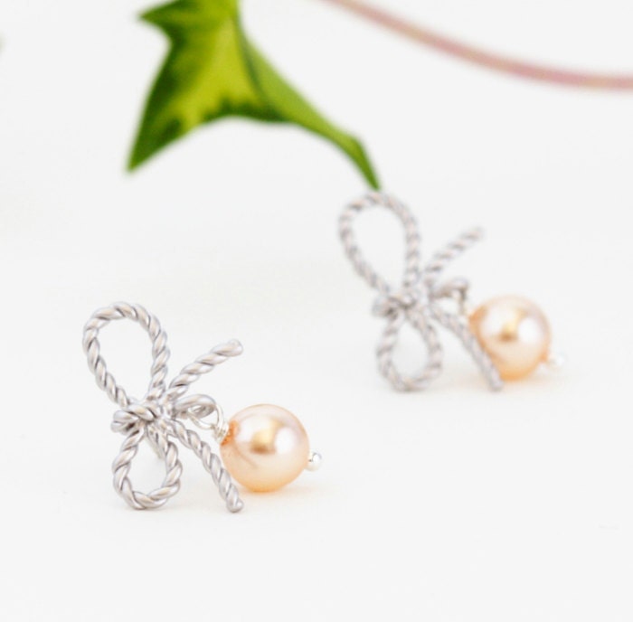 Bow Earrings, Blush Pearl Earrings, Silver, Wedding Earrings, Delicate Earrings