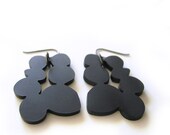 PEARLS earrings