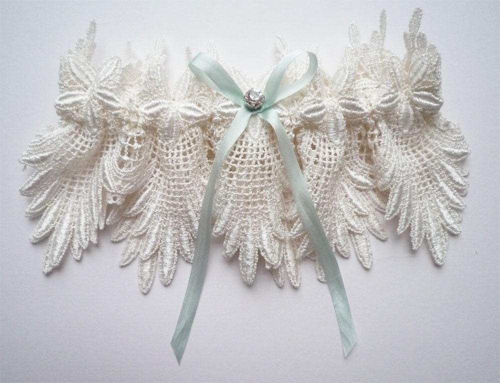 eden lace garter
