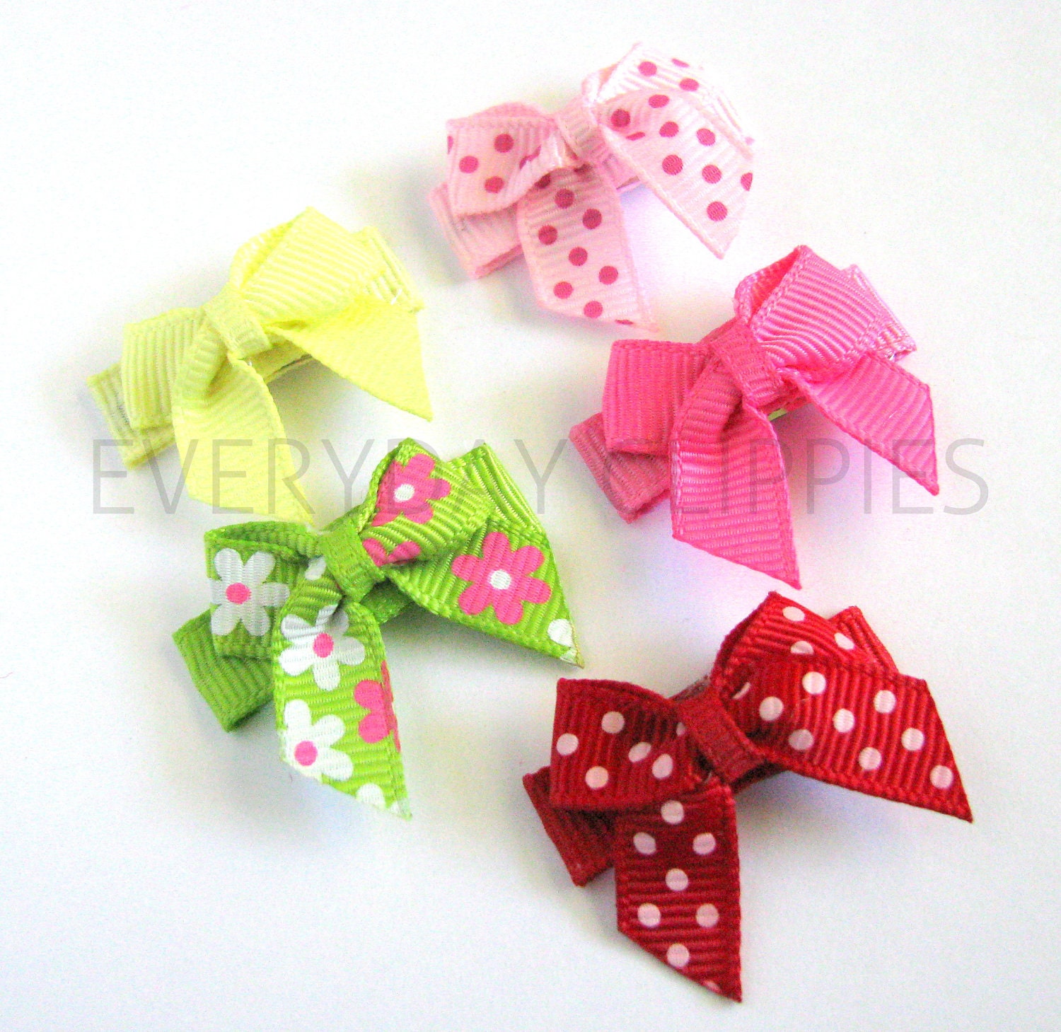 5 No-Slip Mini Ally Bow Strawberry Themed Snap Clip Set