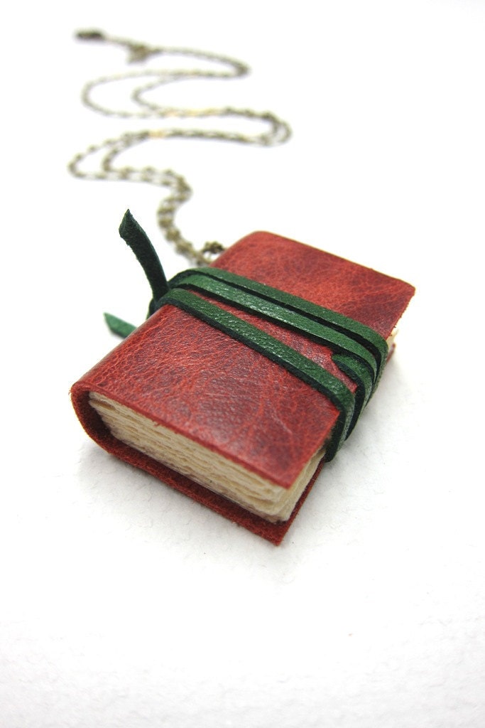 Red Leather Book Necklace - Nicopapergoods