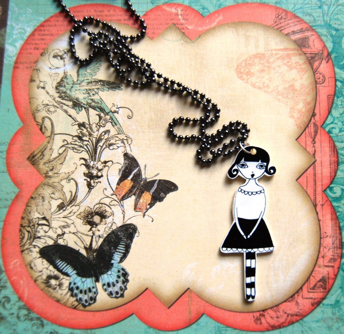 Gorgeous shrinkie plastic necklace with ball chain