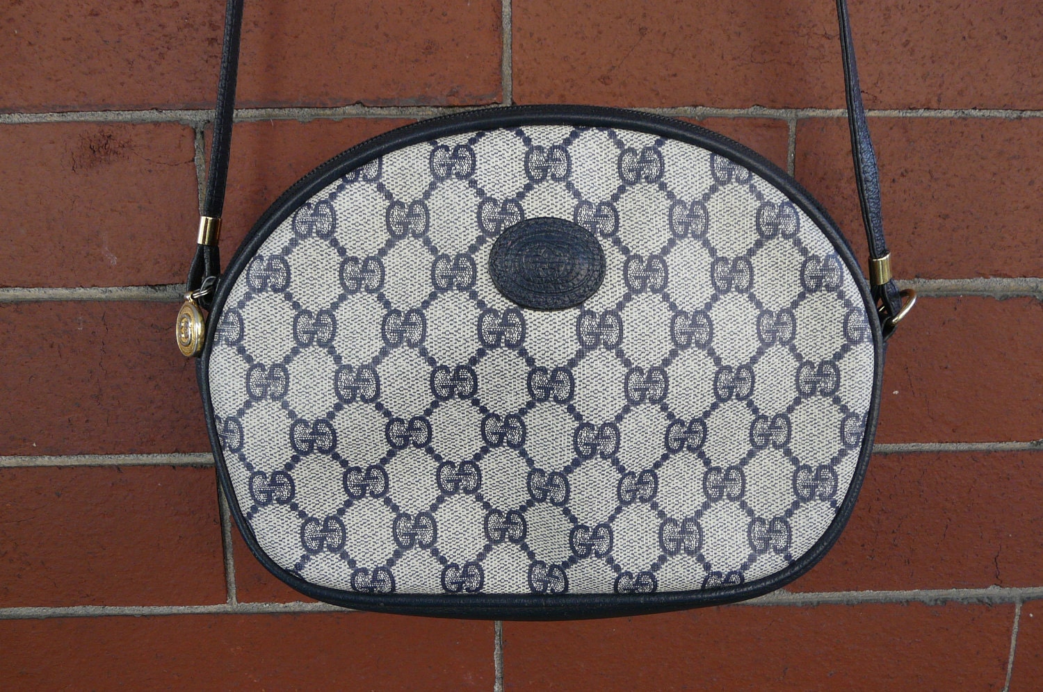 Authentic vintage Gucci crossbody oval satchel purse