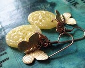 Fields of Gold - Vintage Floral Glass Earrings