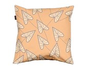 Oiso, pillow cover