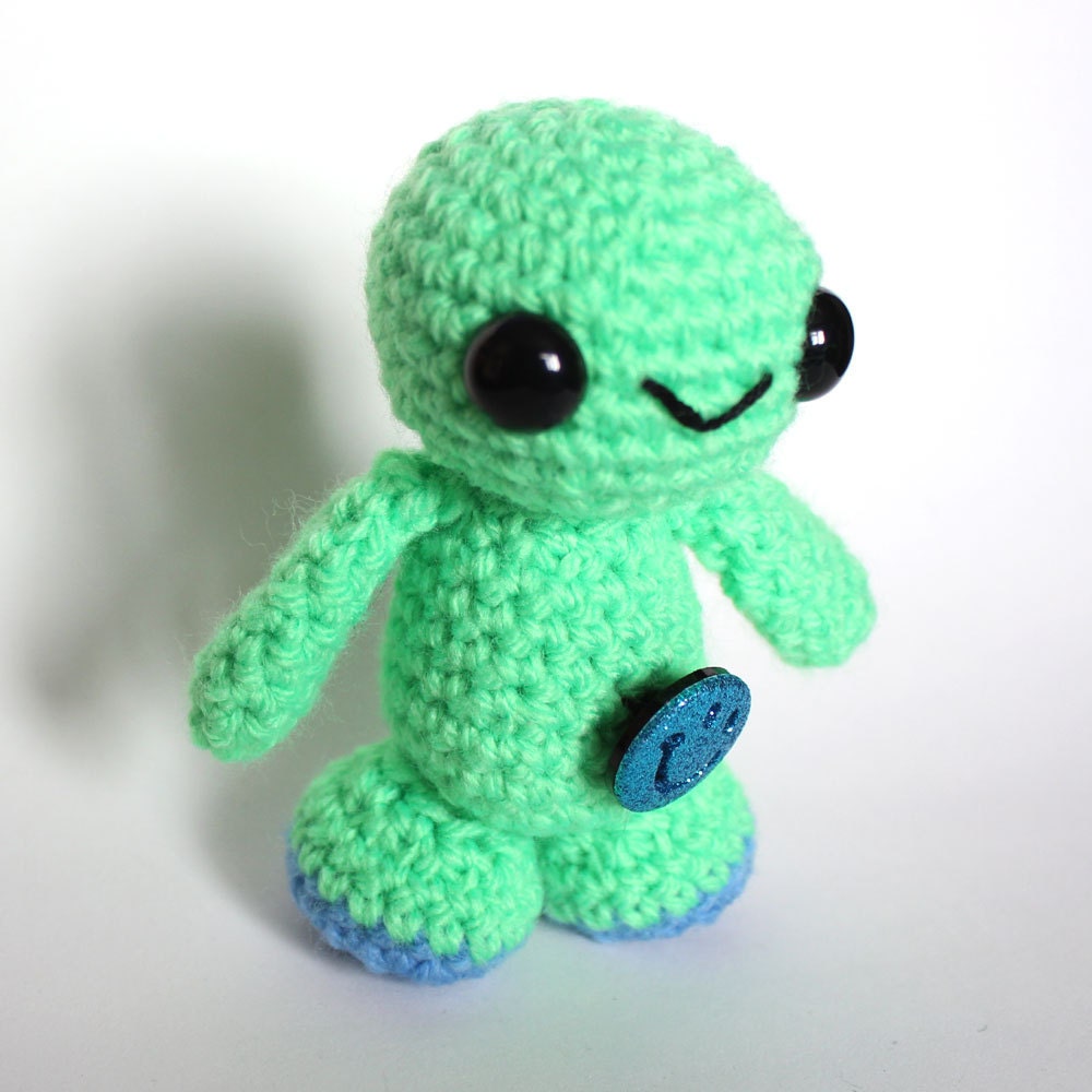 Amigurumi Green Alien from Planet Happy
