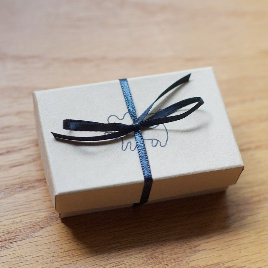 eastern holiday - silver origami necklace by elephantine
