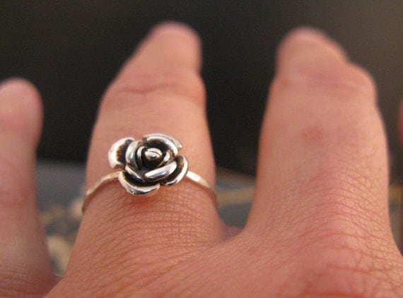 Rose engagement ring, Black rose ring in sterling silver, stackable ring,