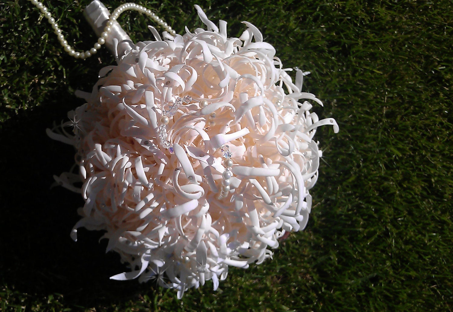 Items similar to SALESpider Mums Wedding Bouquet Deconstructed