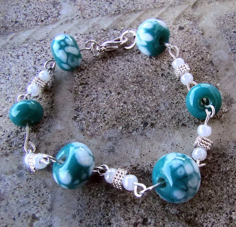 Turquoise Glass Bead Bracelet