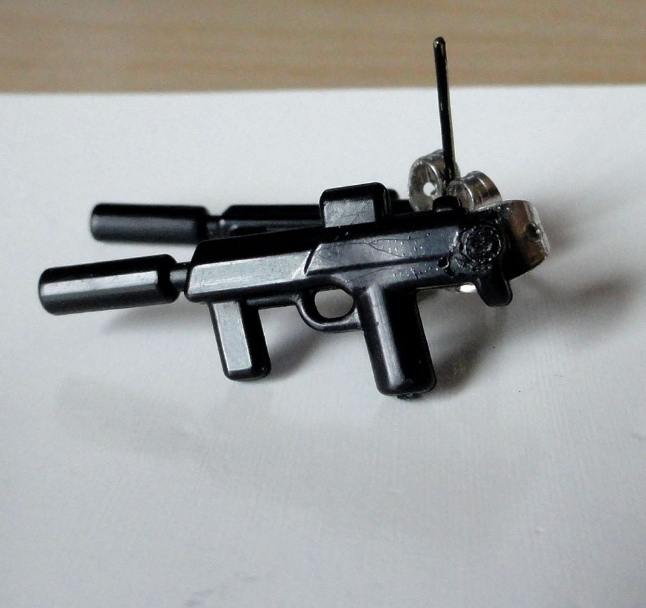 Video Game Machine Gun Earrings- Call of Duty