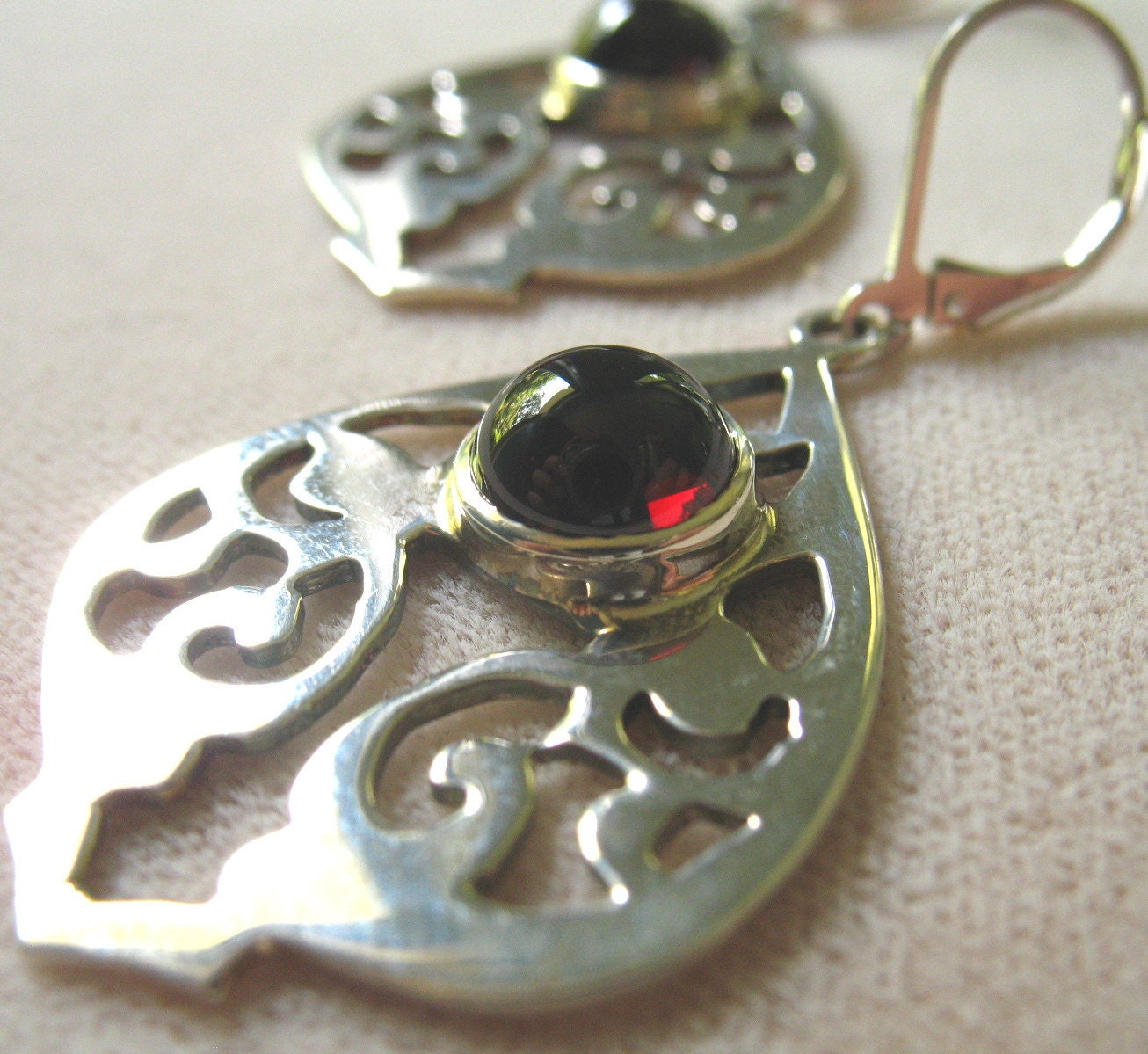 Arabesque Earrings- Garnet