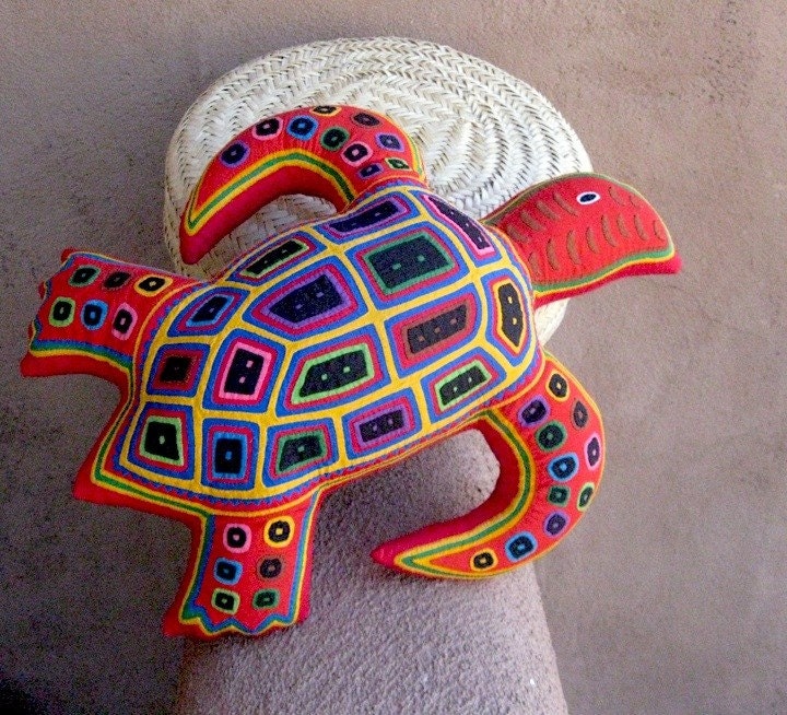 Stunning Red Mola Sea Turtle Pillow - Large - Collaborative Kuna Indian Reverse Applique