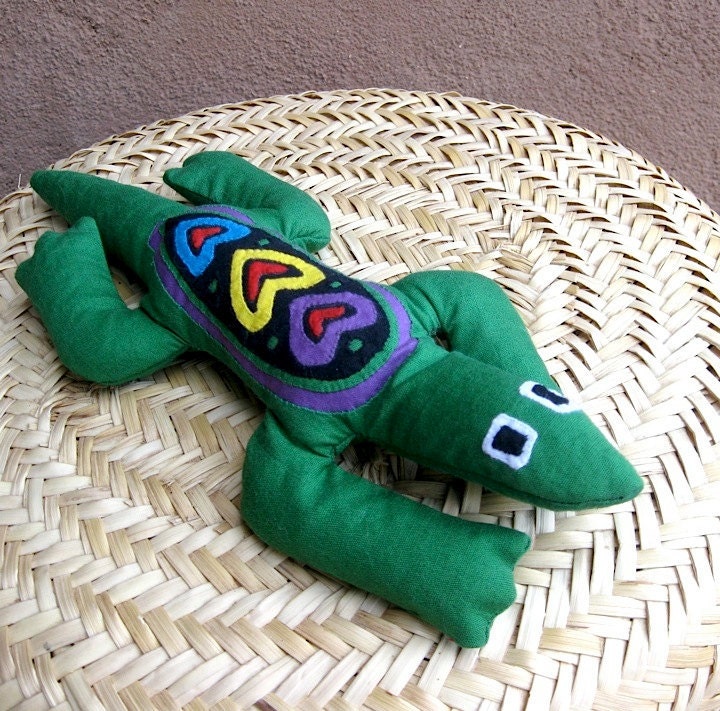 Lavender Filled Mola 'Love Lizard' HerbalAnimal - Hand Sewn Kuna Indian Mola Fabric Folk Art