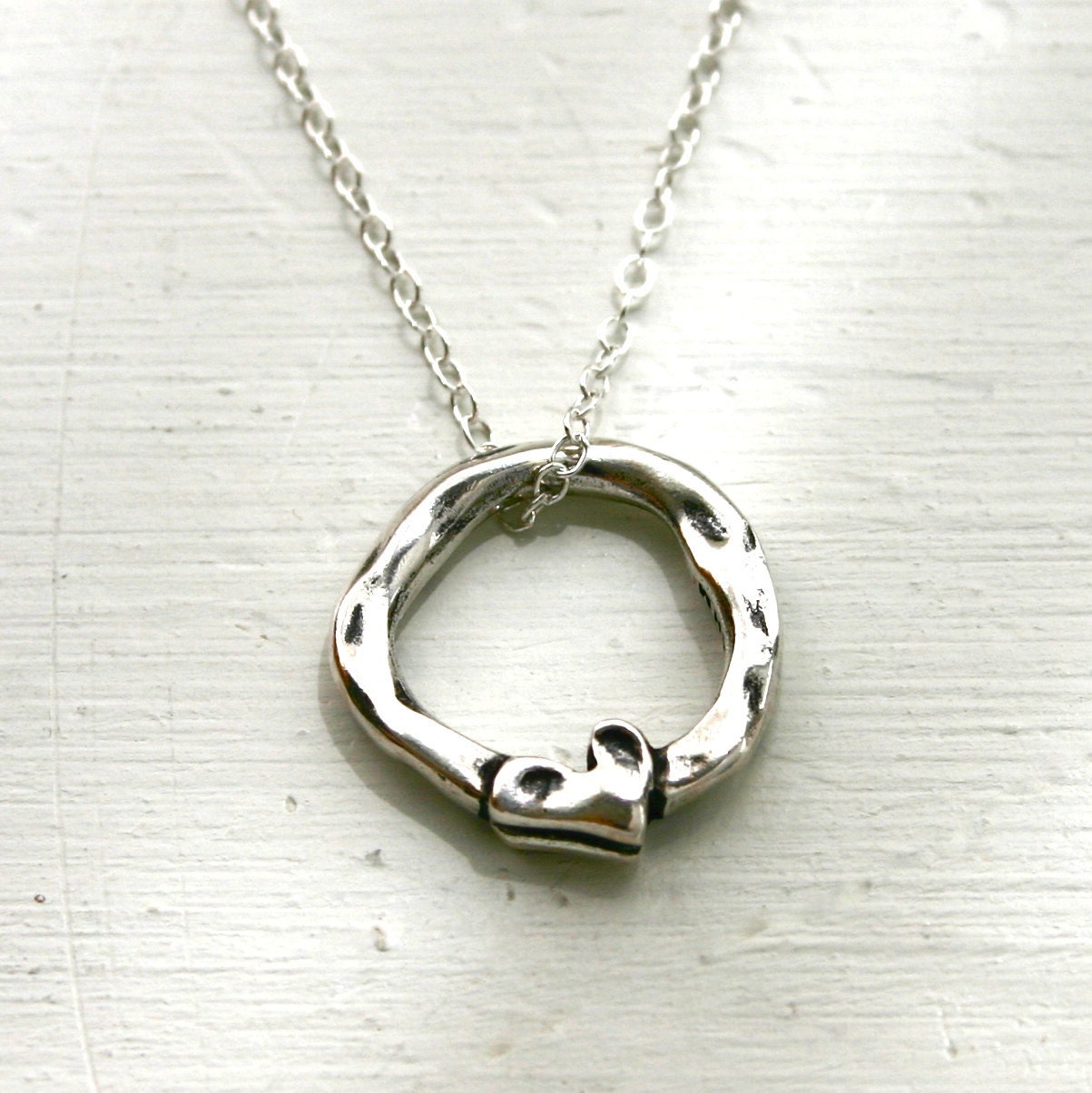 Sterling silver Circle heart eternity necklace
