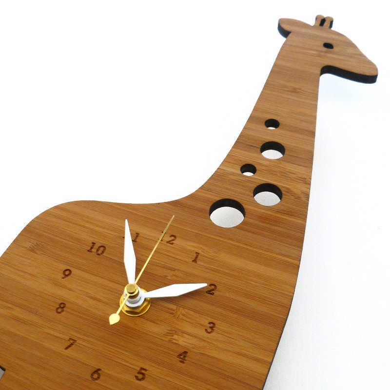 Modern Giraffe Bamboo Wall Clock