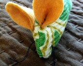 Ugly Sweater Cat Toy - Green/Gold