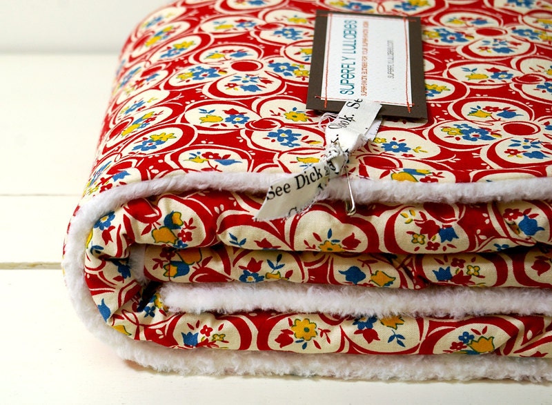 baby blanket, vintage inspired americana in red, parent-friendly.