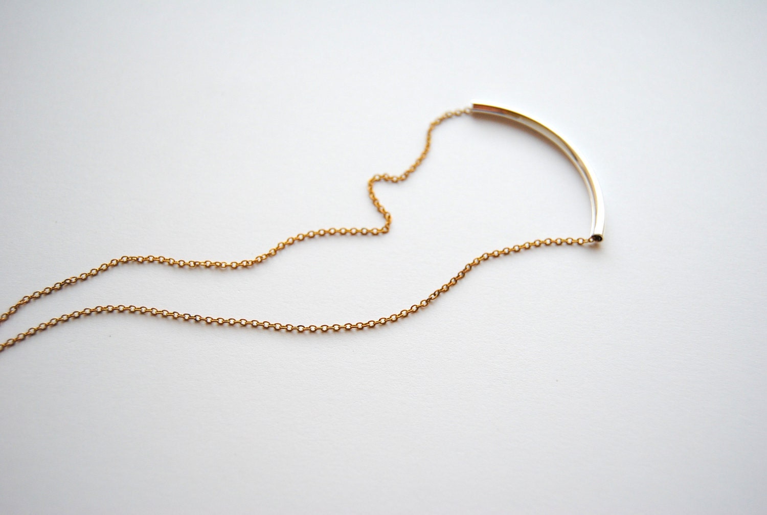 Simple Silver Curve Necklace - Handmade Jewelry - Free Shipping in the US - Summer Fashion