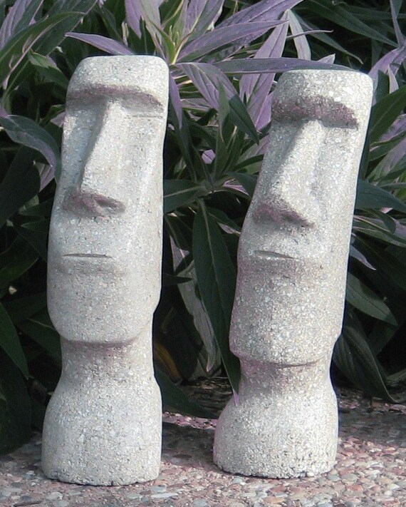 TWO EASTER ISLAND MOAI TIKI TOTEM STATUE SCULPTURES by castaway17