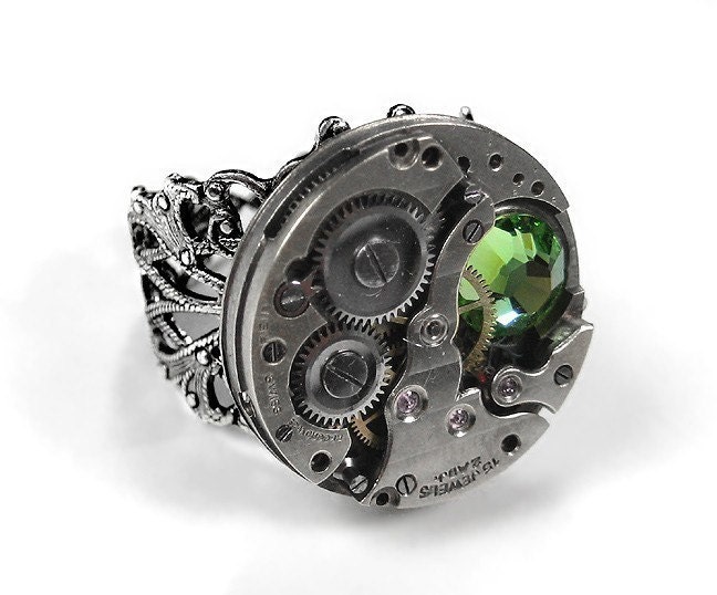 Steampunk Ring Vintage Watch Pin Stripe PATTERN Accent PERIDOT Green Swarovski Crystal COOL Men's Ring - Steampunk Jewelry by edmdesigns