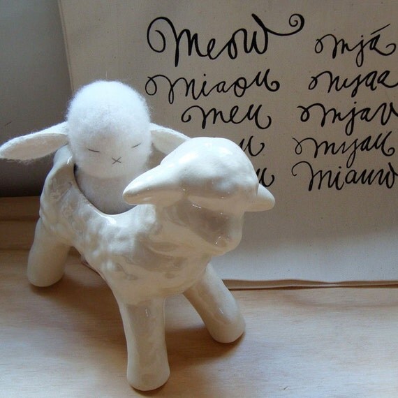 A Cashmere Cream Peeper Bunny