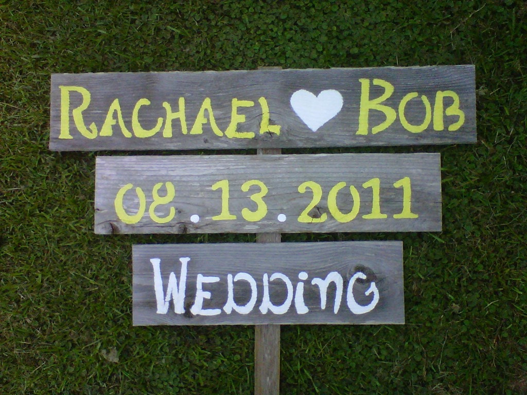 Wedding Signs. Rustic Wedding. 3 Signs on 1 Stake. White and Your choice of another Color. With or Without Arrows