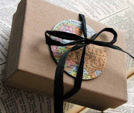 University of Florida Vintage Map Sterling Silver Round  Necklace.