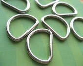 FREE SHIPPING--50 of 1.5 inch Unwelded Silver/Nickel D-Rings