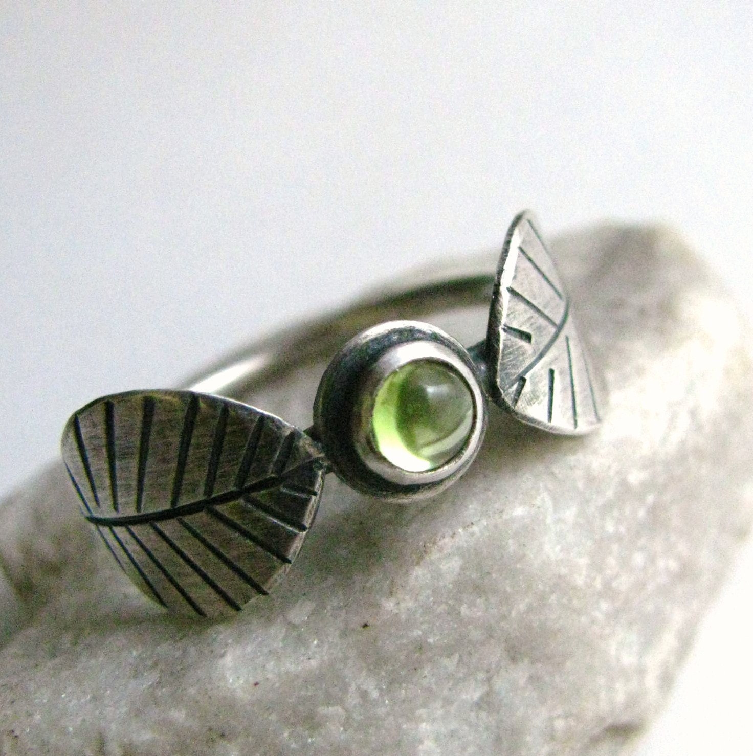 Peridot Ring -  Sterling Silver Leaf Ring - August Birthstone - Green Gemstone Jewelry