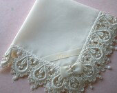 Bride's Hanky in Heirloom Venice Edge and Heirloom Batiste