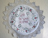 I'll be your mirror - Hand embroidery on vintage linen