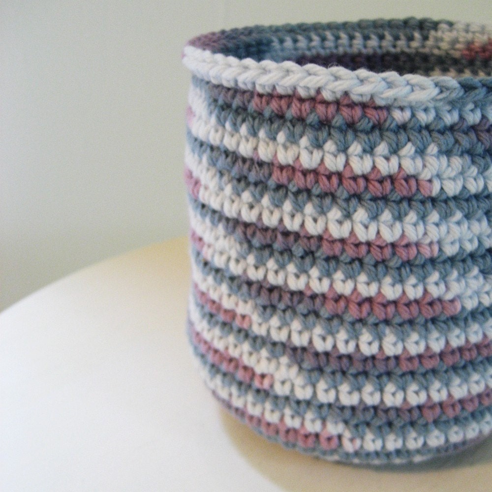 handmade Cotton Clutter Keeper (Medium - Ice Blue Lavender)