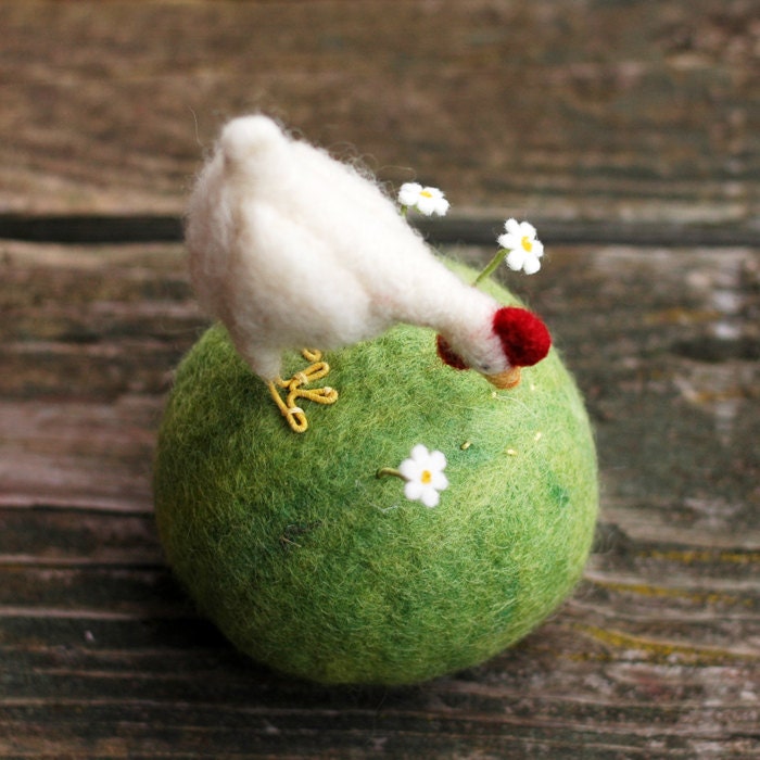 Made to Order - Pecking Hen Pincushion - Needle Felted Farm Decor