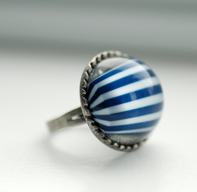 Big Top Ring- Navy Blue and White Striped Vintage Lucite and Antiqued Silver Metal Adjustable Ring