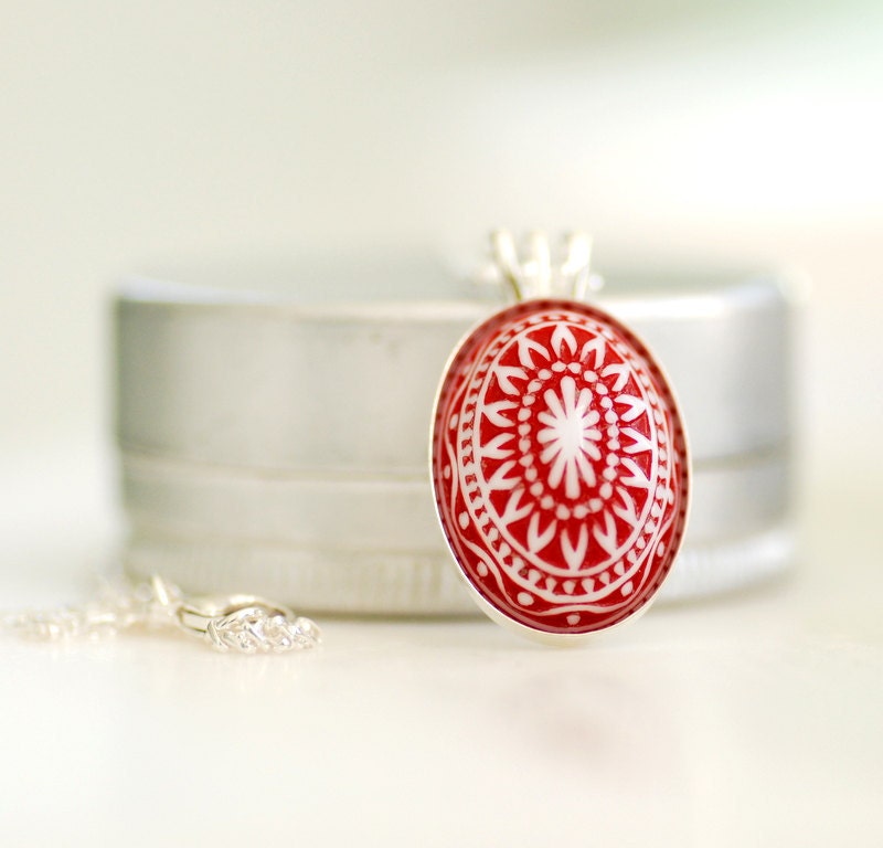 Scandinavian Necklace, Pendant Necklace, Red and White, Lucite Jewelry, Holiday Jewelry, Sterling Silver Chain