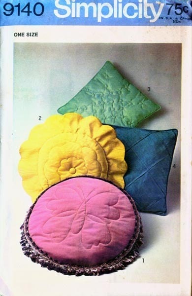 Vintage 70s Sewing Pattern Simplicity 9140 GROVY Knife Edge Pillows plus transfer UNCUT