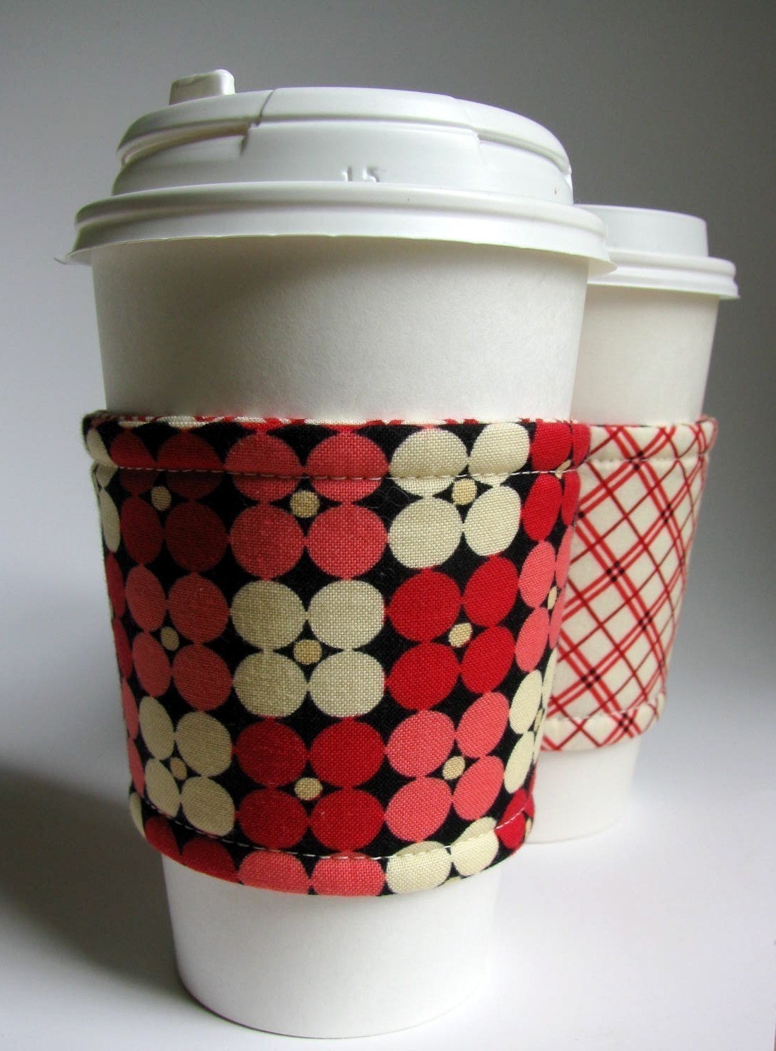 Reusable Reversible Coffee Sleeve - Mod dots with cherry diagonal plaid