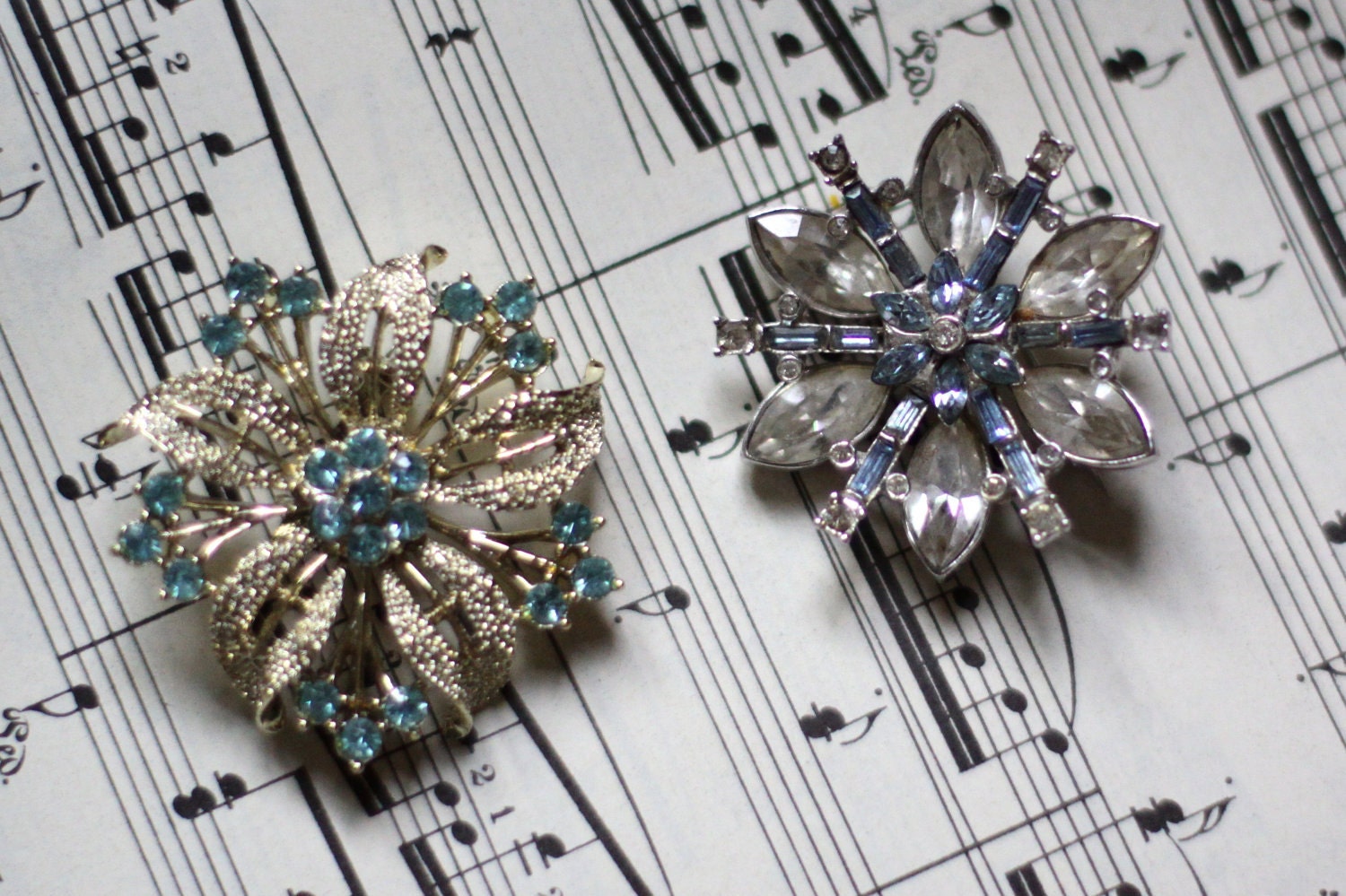 Set of Two Vintage Brooches with Blue