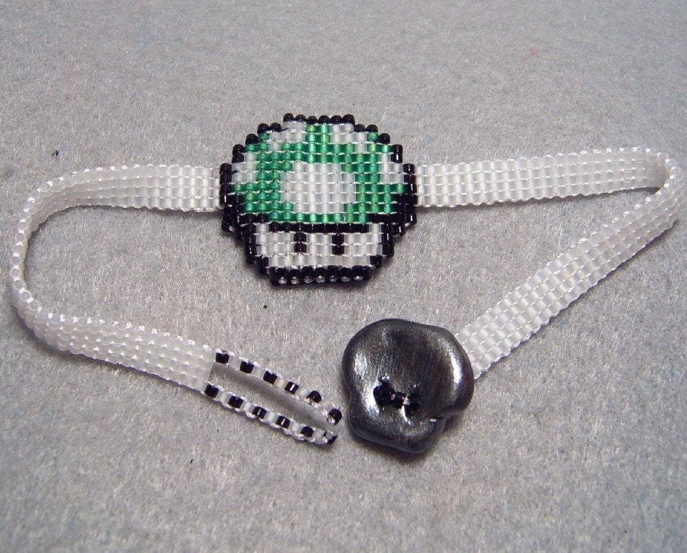 Double-Sided Mushroom Bracelet