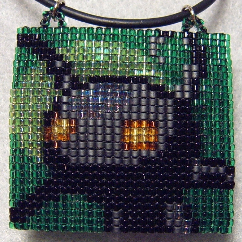 Shadow Portrait, a KH-inspired necklace