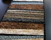 quilted table runner - wooded acres