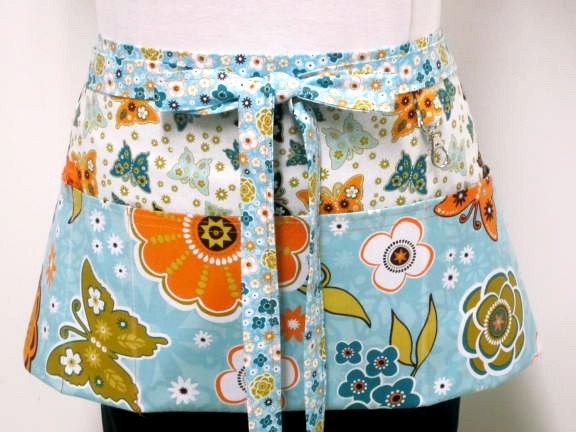 Enchanted Zipper/Key Clasp Vendor Half Apron