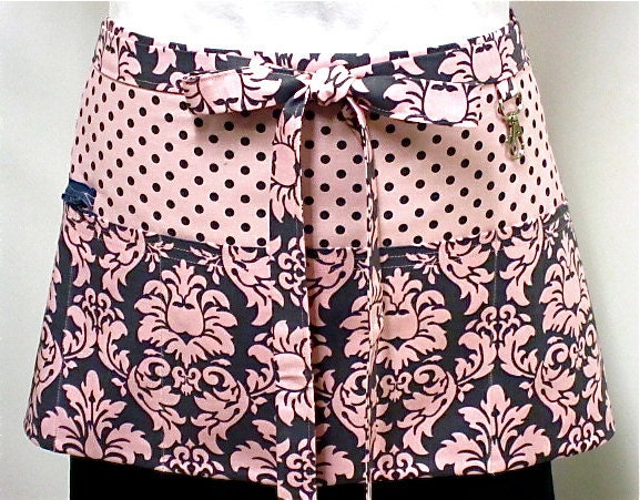 Bloom Dandy Damask Zipper/Key Clasp Vendor Apron