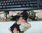 Lavender Inside  Aromatherapy Keyboard and Mouse Wrist Support Set