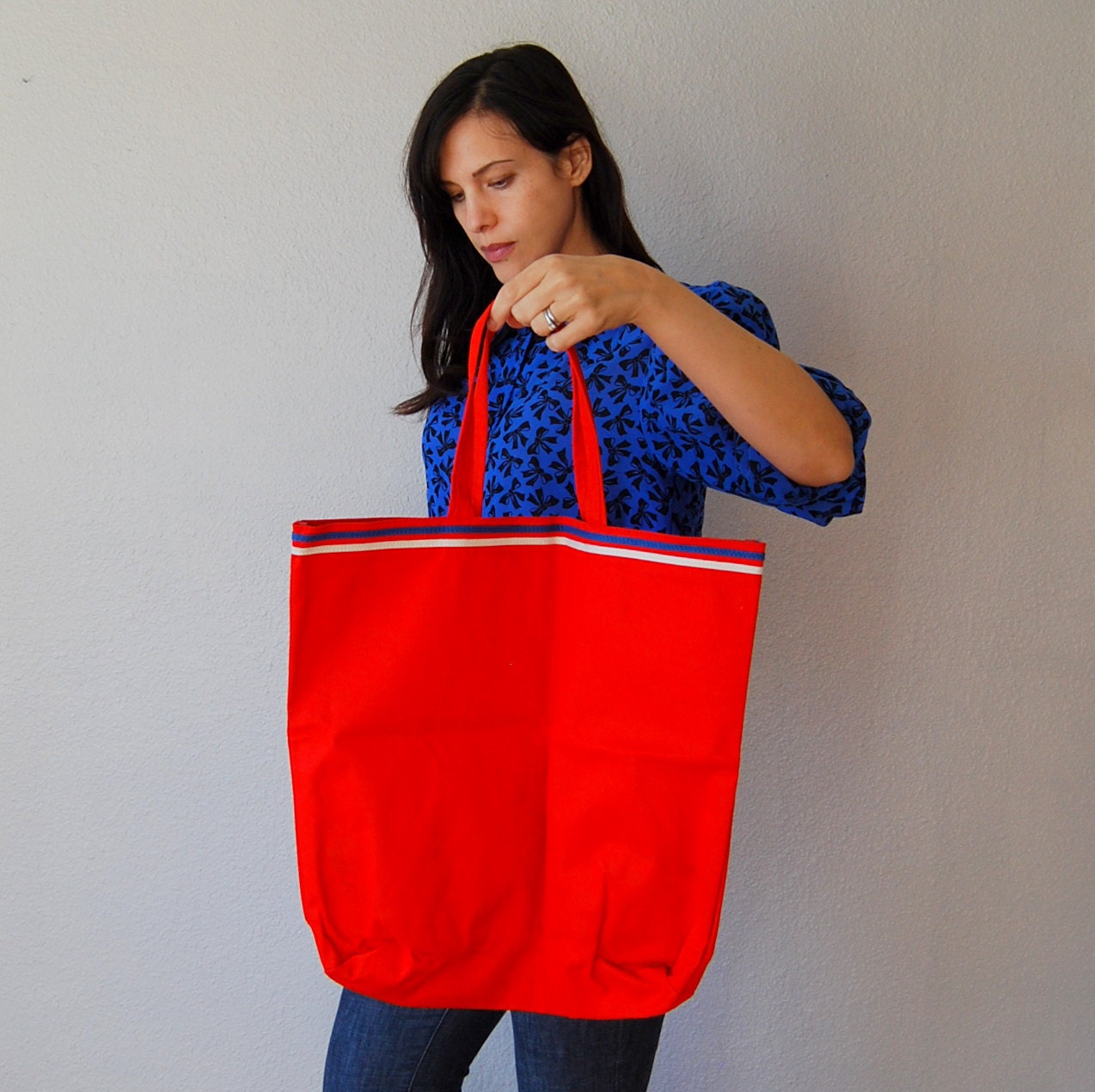 oversized SHOPPER bag / hollywood park LE TOTE graphic
